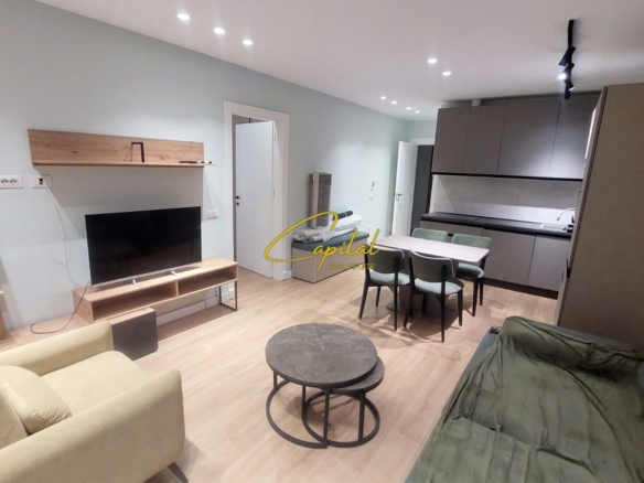 APARTAMENT ME QIRA 1+1 KOMUNA E PARISIT 700 EURO