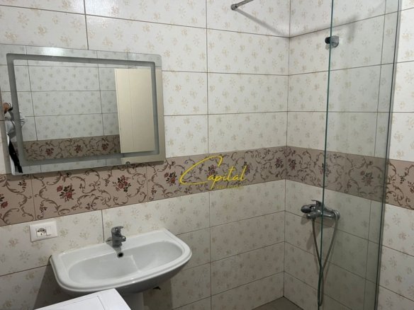 APARTAMENT ME QIRA 2+1 ASTIR 50.000 LEKE