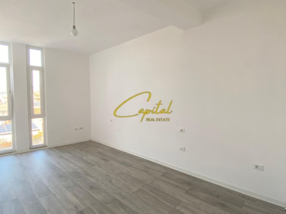 ZYRE ME QIRA 72 M2 KOMPLEKSI KIKA 2 70.000 LEKE