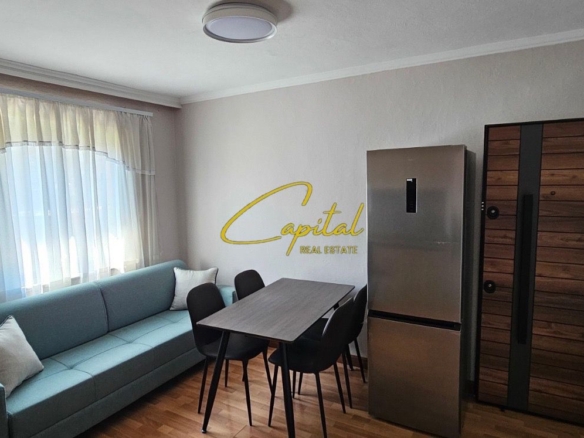 APARTAMENT ME QIRA 1+1 ISH TREGU ELEKTRIK 50.000 LEKE