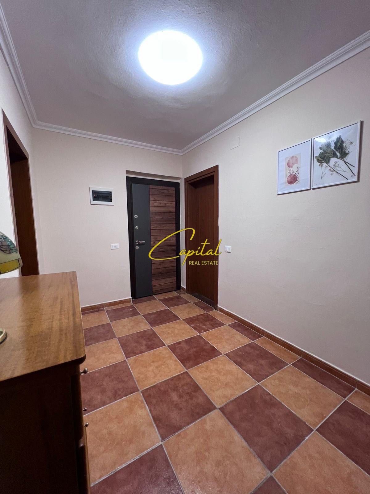 APARTAMENT ME QIRA 2+1 RRUGA E ELBASANIT 70.000 LEKE