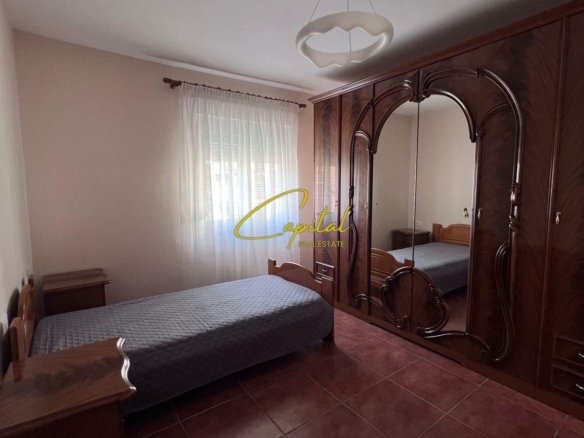 APARTAMENT ME QIRA 2+1 RRUGA E ELBASANIT 70.000 LEKE