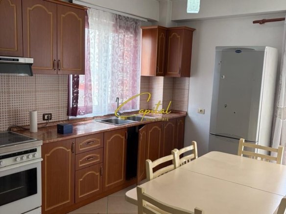 APARTAMENT ME QIRA 3+1+2 RRUGA JORDAN MISJA 60.000 LEKE