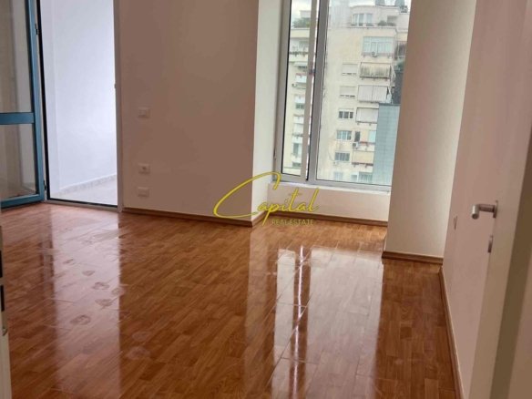 AMBIENT BIZNESI ME QIRA 190 M2 RRUGA E ELBASANIT 2000 EURO