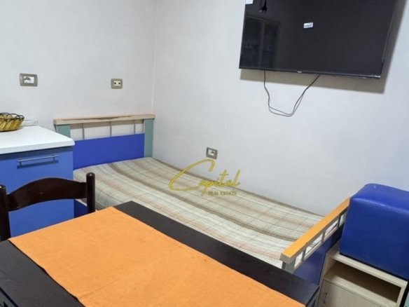GARSONIERE ME QIRA 30 M2 MEDRESEJA 30.000 LEKE