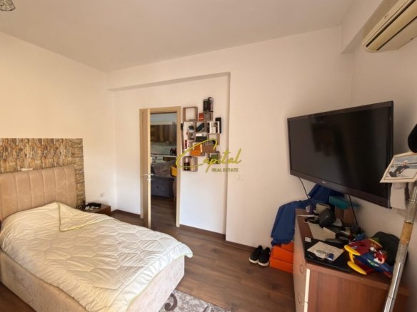APARTAMENT ME QIRA 3+1 KOPSHTI BOTANIK 700 EURO