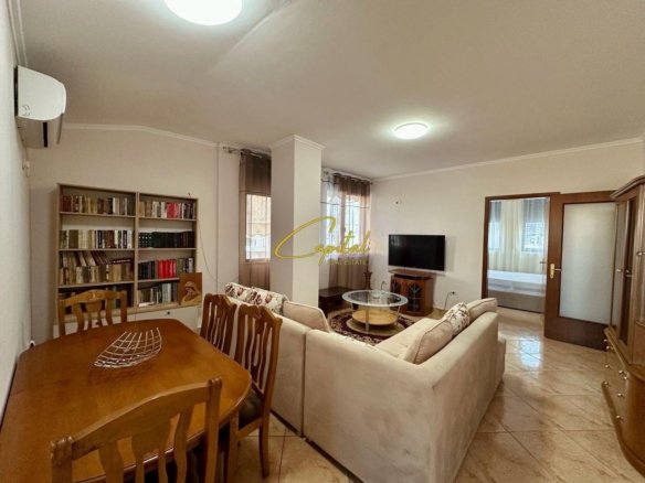 APARTAMENT ME QIRA 2+1 RRUGA E DIBRES 80.000 LEKE