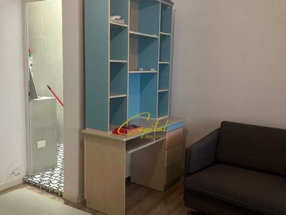 APARTAMENT ME QIRA 1+1 RRUGA E BARRIKADAVE 50.000 LEKE