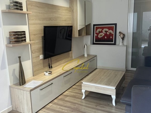 APARTAMENT ME QIRA 1+1 RRUGA E BARRIKADAVE 50.000 LEKE