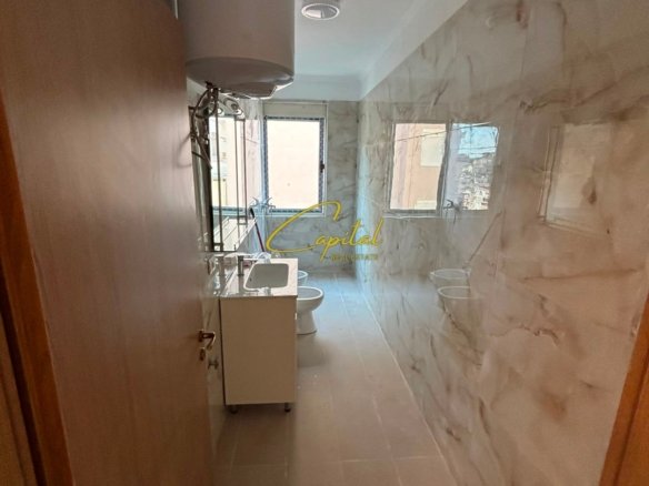 SHITET APARTAMENT 2+1 FRESKU 13.500.000 LEKE