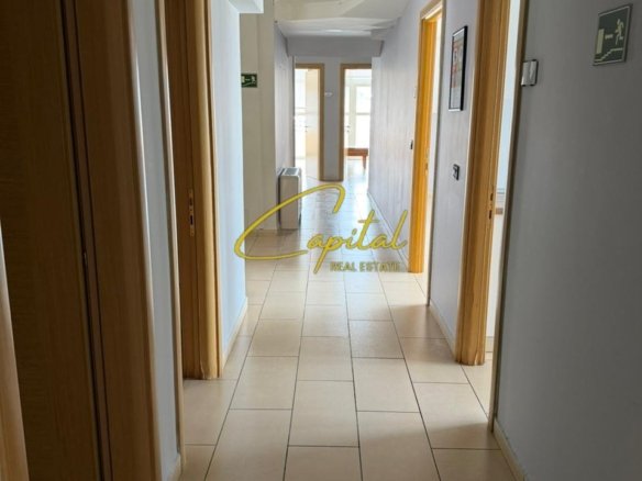 ZYRE ME QIRA 450 M2 RRUGA E KAVAJES 6000 EURO