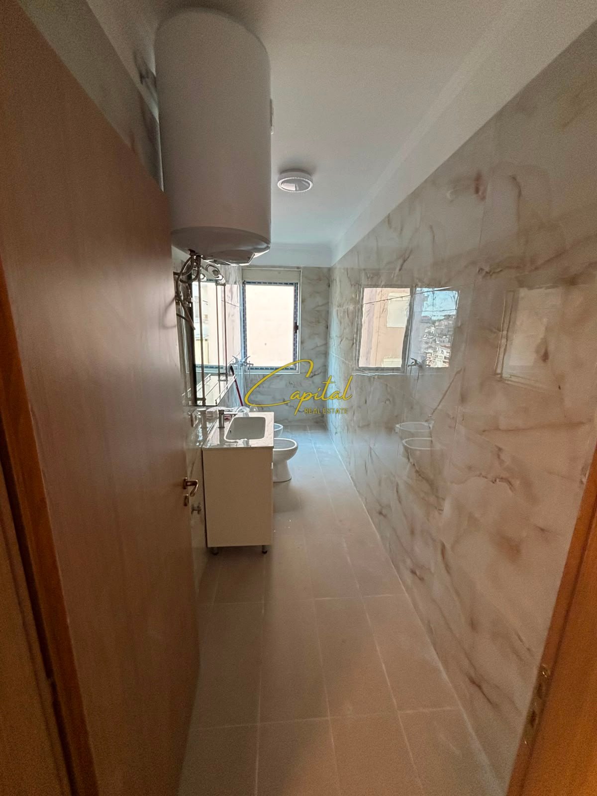 SHITET APARTAMENT 2+1 FRESKU 13.500.0000 EURO