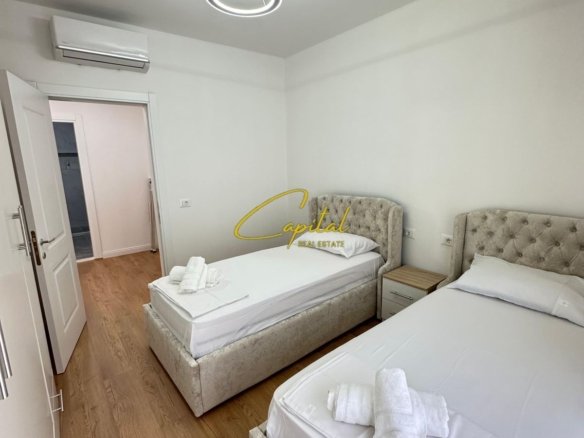 APARTAMENT ME QIRA 2+1 RRUGA E DIBRES 70.000 LEKE