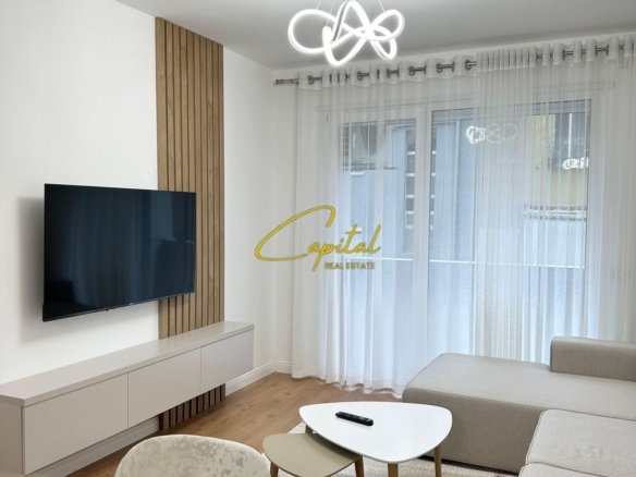 APARTAMENT ME QIRA 2+1 RRUGA E DIBRES 70.000 LEKE