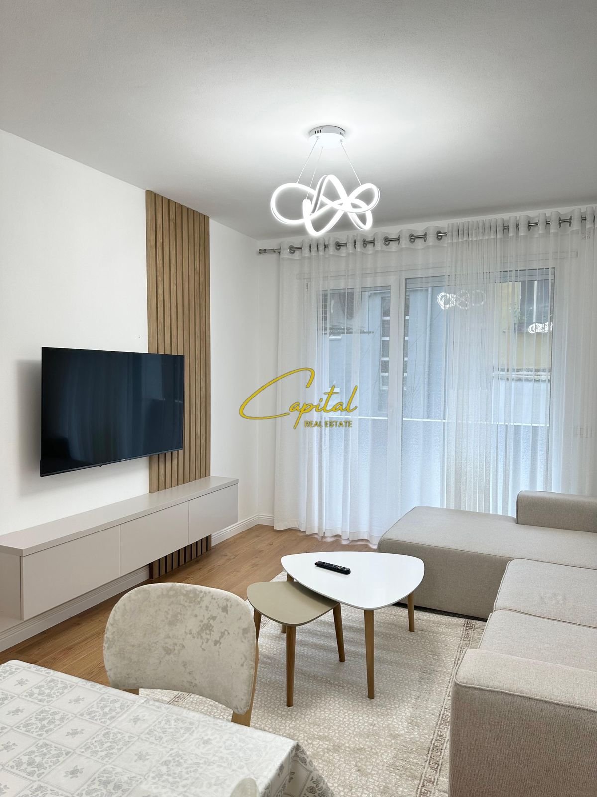 APARTAMENT ME QIRA 2+1 RRUGA E DIBRES 70.000 LEKE