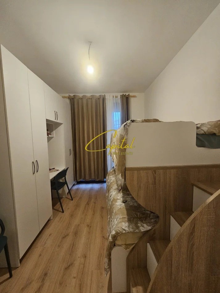 APARTAMENT ME QIRA 2+1 KOPSHTI BOTANIK 1000 EURO