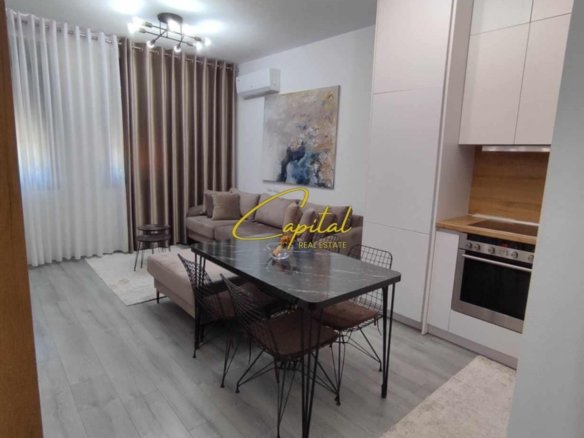 APARTAMENT ME QIRA 1+1 SPITALI AMERIKAN 3 47.000 LEKE