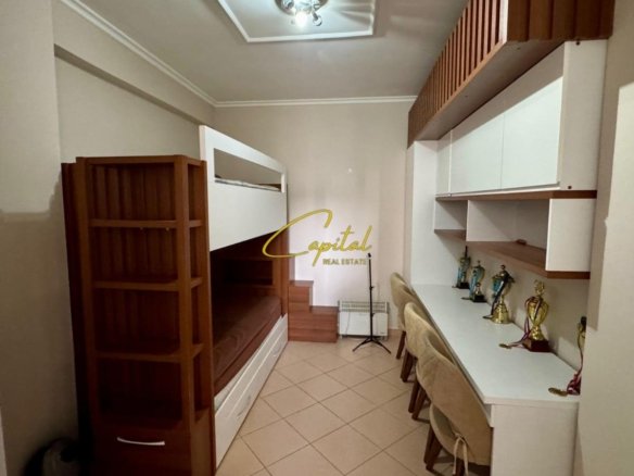 APARTAMENT ME QIRA 2+1 KODRA E DIELLIT 700 EURO