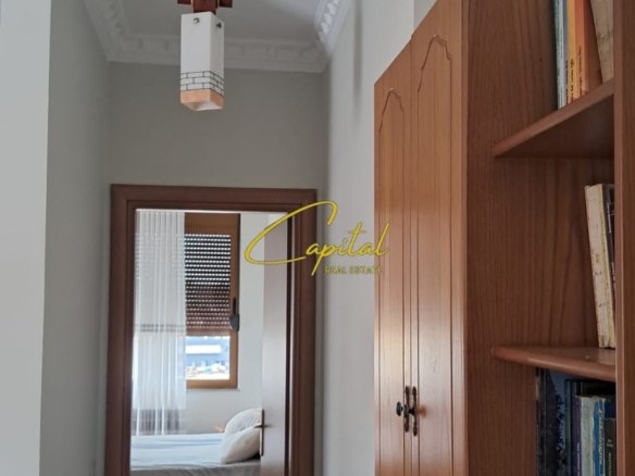 APARTAMENT ME QIRA 2+1 QENDER 55.000 LEKE