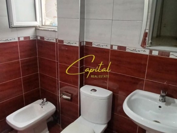 ZYRE ME QIRA 120 M2 XHAMLLIKU 40.000 LEKE