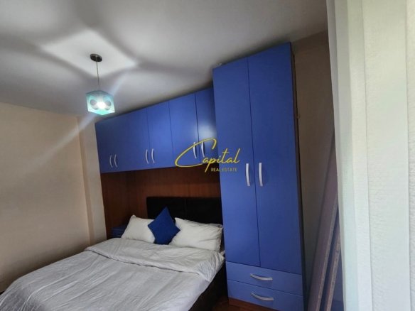 APARTAMENT ME QIRA 1+1 PALLATI ME SHIGJETA 45.000 LEKE