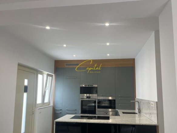 APARTAMENT ME QIRA 2+1 5 MAJI 55.000 LEKE