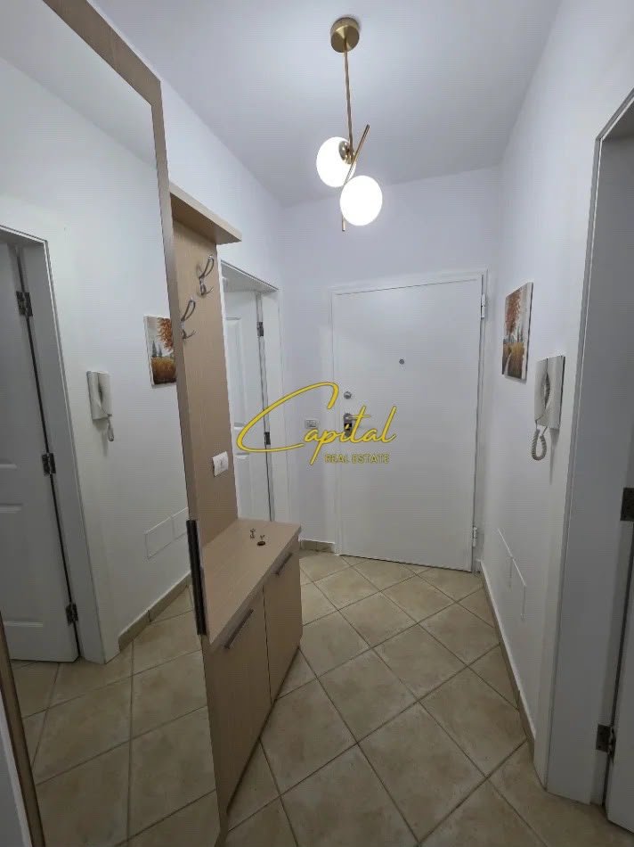 APARTAMENT ME QIRA 1+1 ISH EKSPOZITA 650 EURO