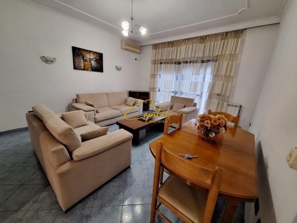 APARTAMENT ME QIRA 2+1 BULEVARDI I RI 47.000 LEKE