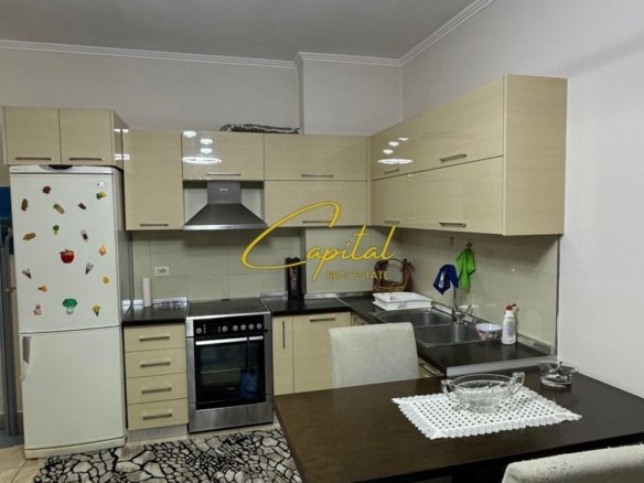 APARTAMENT ME QIRA 2+1 ASTIR 50.000 LEKE