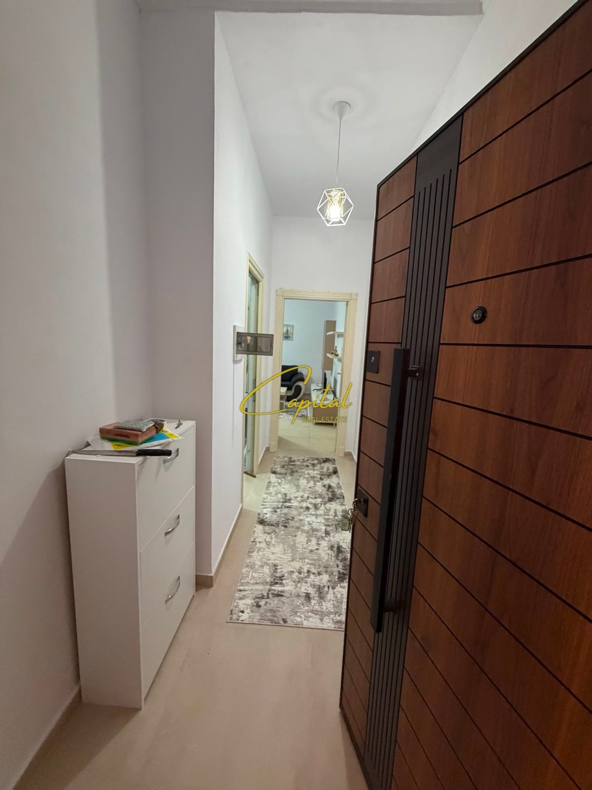 APARTAMENT ME QIRA 1+1 KOPSHTI BOTANIK 400 EURO