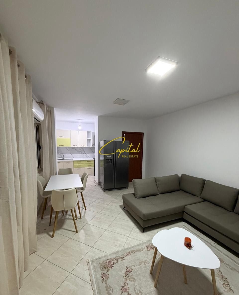 APARTAMENT ME QIRA 2+1 RRUGA JORDAN MISJA 65.000 LEKE