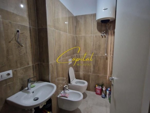 ZYRE ME QIRA 103 M2 REZIDENCA GARDEN BUILDING 1.070 EURO