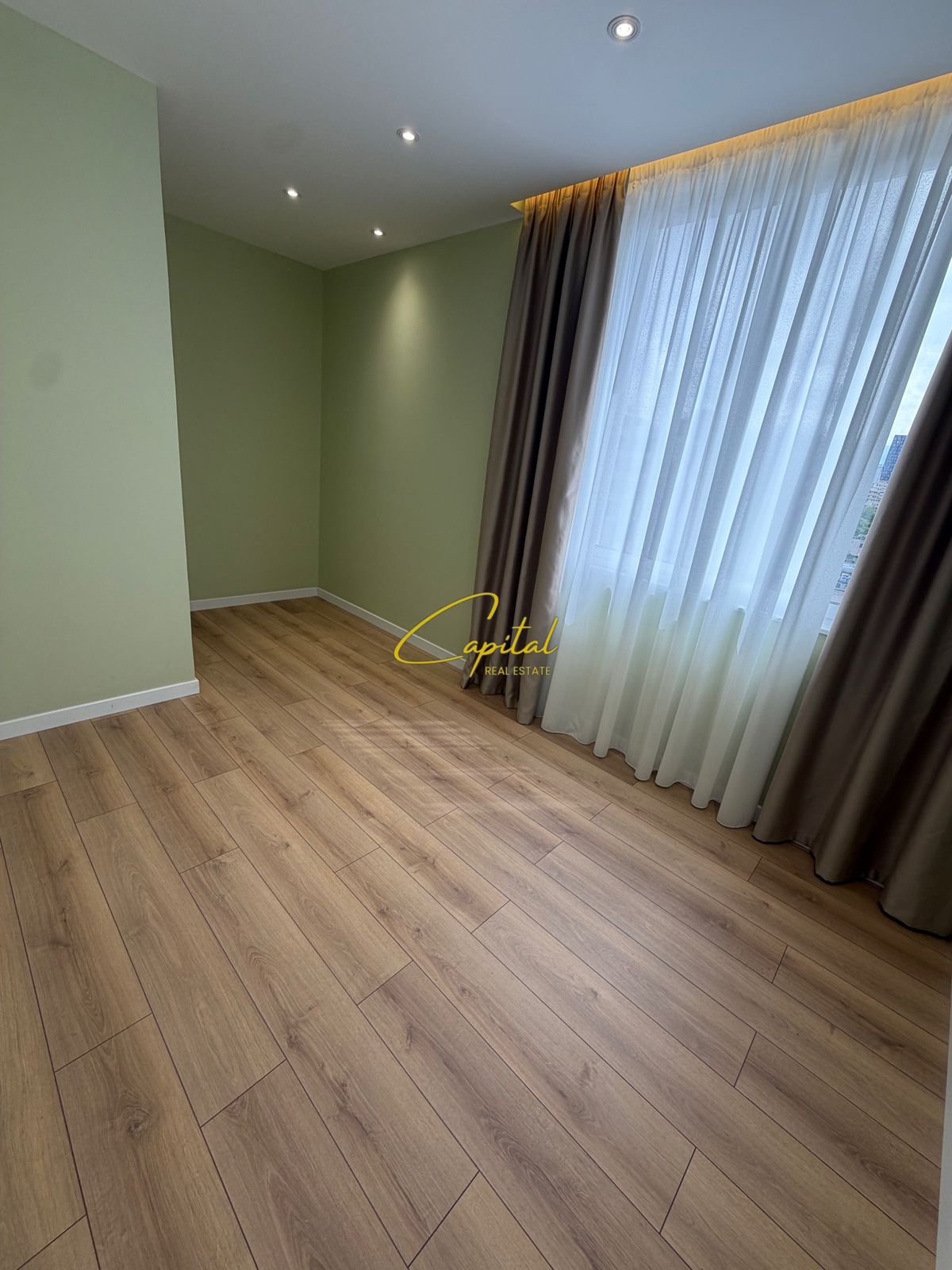 SHITET APARTAMENT 2+1 MYSLYM SHYRI 235.000 EURO