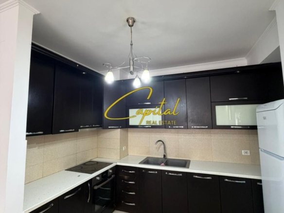 APARTAMENT ME QIRA 2+1 KOMPLEKSI FRATAR 45.000 LEKE