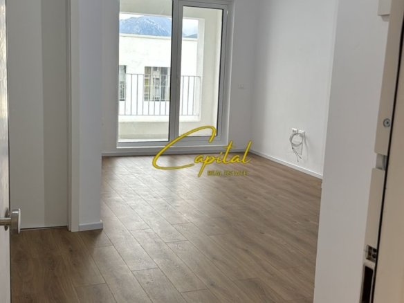 APARTAMENT ME QIRA 1+1 ALI DEMI 30.000 LEKE