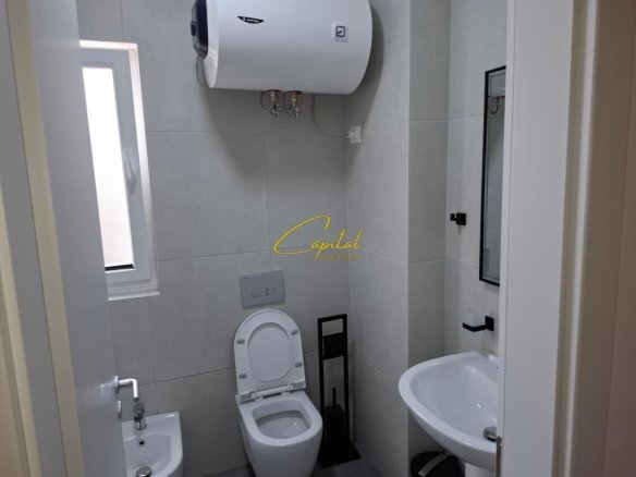 APARTAMENT ME QIRA 2+1 LAPRAKE 750 EURO