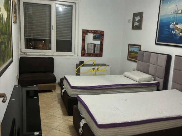 APARTAMENT ME QIRA 2+1 21 DHJETORI 700 EURO