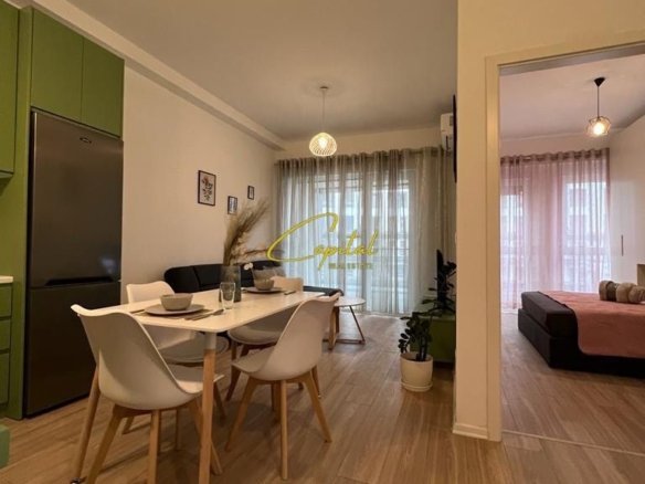 APARTAMENT ME QIRA 1+1 KOMPLEKSI KONTAKT 700 EURO