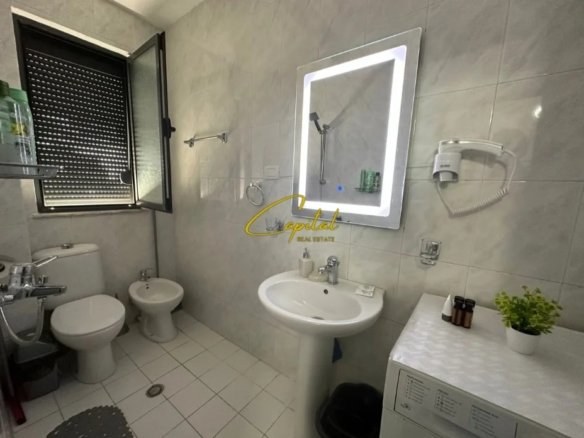 GARSONIERE ME QIRA 38 M2 ISH RESTORANT DURRESI 39.000 LEKE