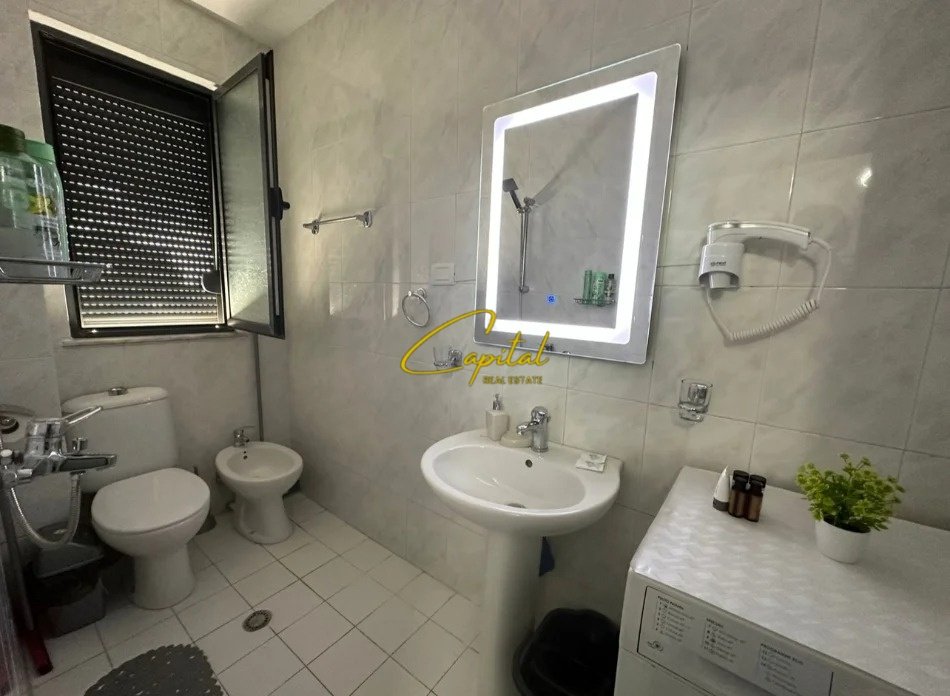 GARSONIERE ME QIRA 38 M2 ISH RESTORANT DURRESI 39.000 LEKE