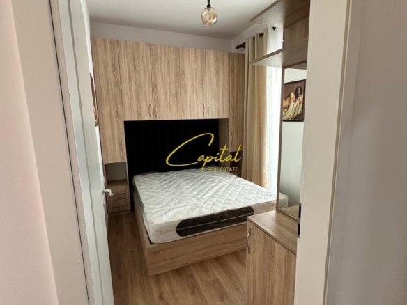 APARTAMENT ME QIRA 1+1 ALI DEMI 40.000 LEKE