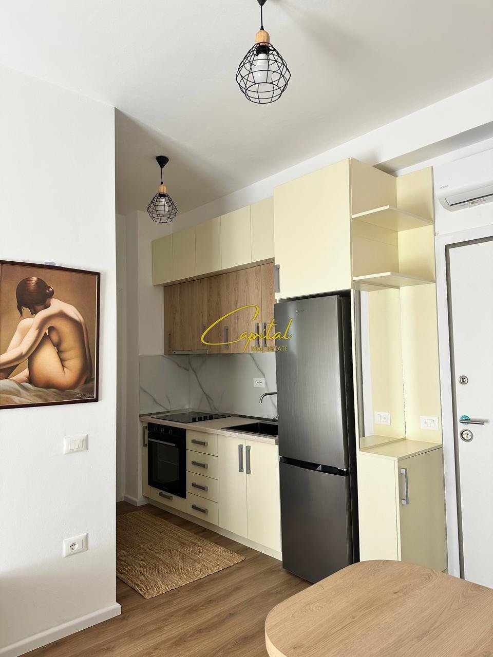 APARTAMENT ME QIRA 1+1 ALI DEMI 40.000 LEKE