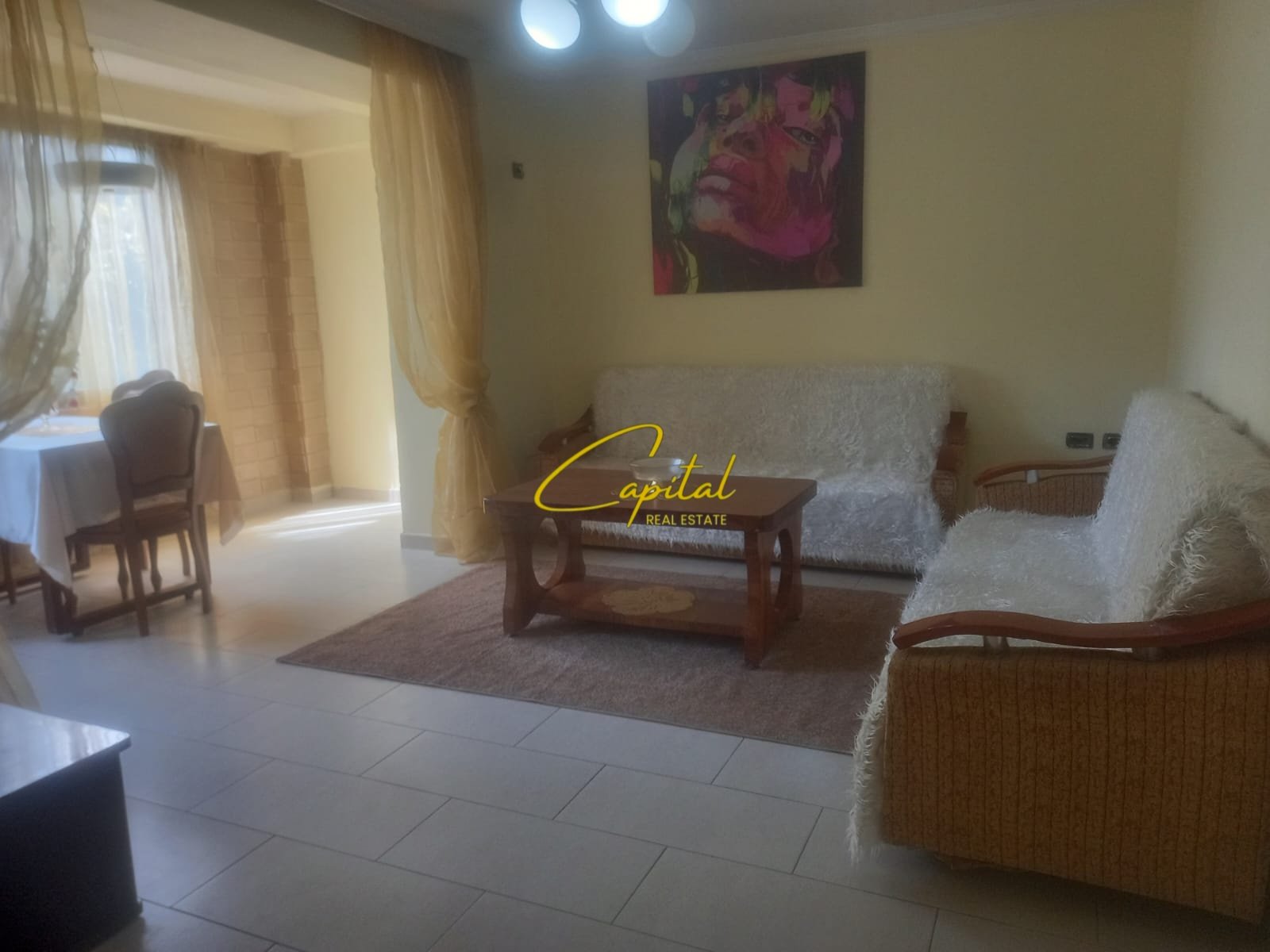 APARTAMENT ME QIRA 2+1 21 DHJETORI 600 EURO