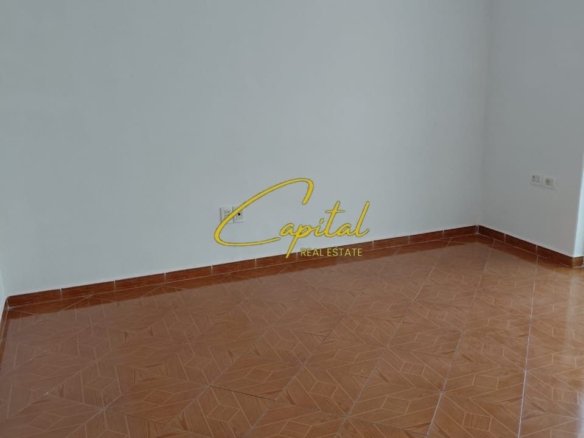 APARTAMENT ME QIRA 2+1 RRUGA E KAVAJES 45.000 LEKE