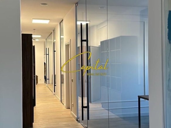 ZYRE ME QIRA 215 M2 ASTIR 1.700 EURO