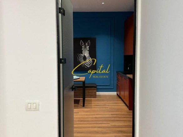ZYRE ME QIRA 215 M2 ASTIR 1.700 EURO