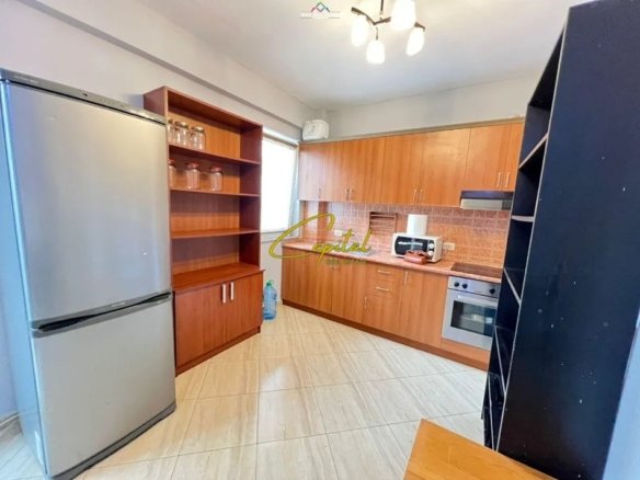 APARTAMENT ME QIRA 2+1 RR JORDAN MISJA 50.000 LEKE