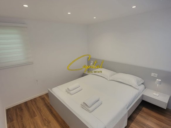 APARTAMENT ME QIRA 1+1 RRUGA E DURRESIT 55.000 LEKE