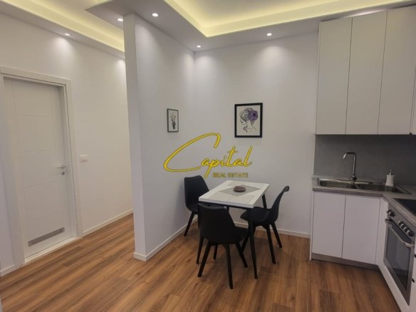 APARTAMENT ME QIRA 1+1 RRUGA E DURRESIT 55.000 LEKE