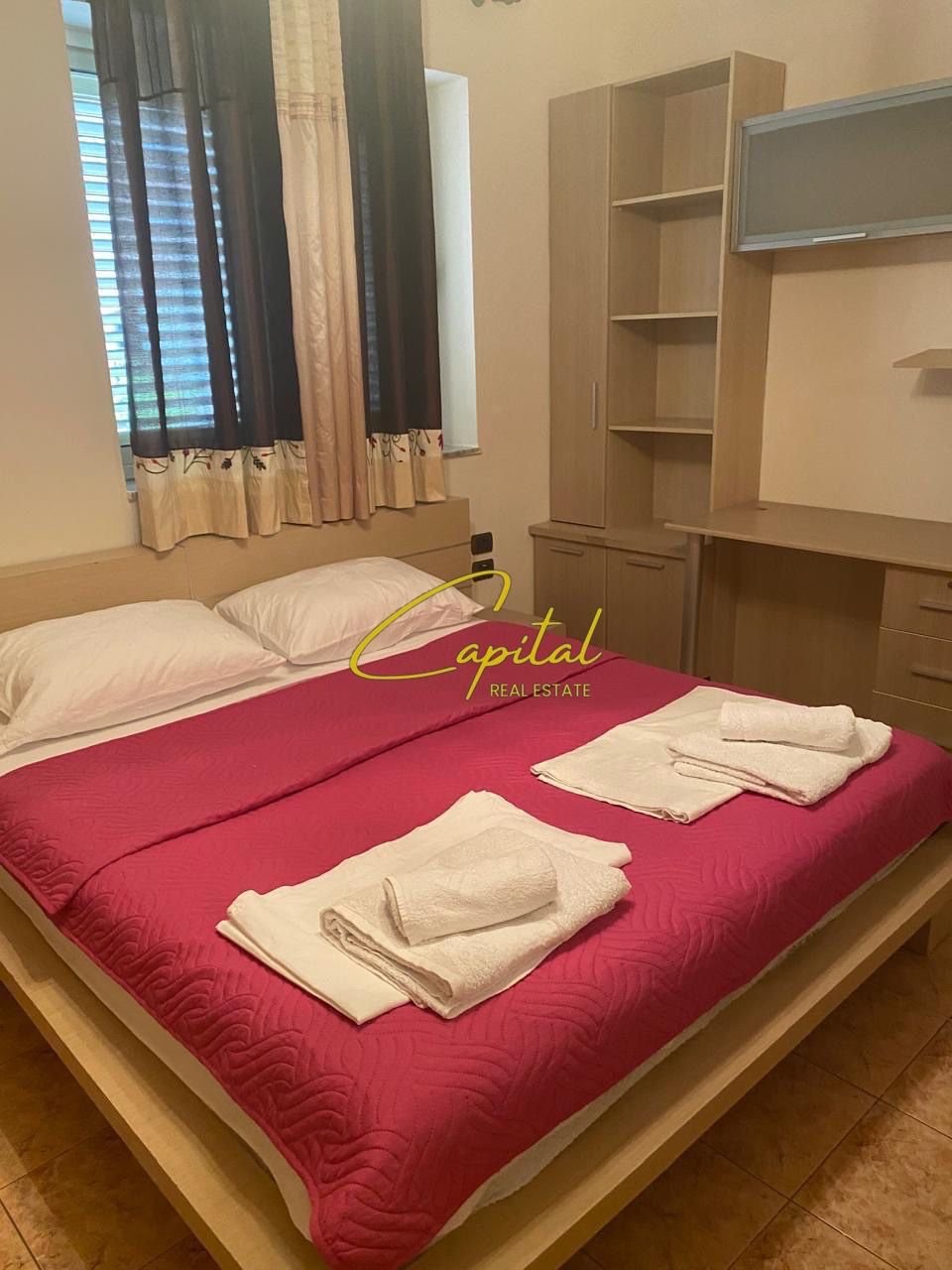 APARTAMENT ME QIRA 3+1+2 RRUGA E DURRESIT 80.000 LEKE